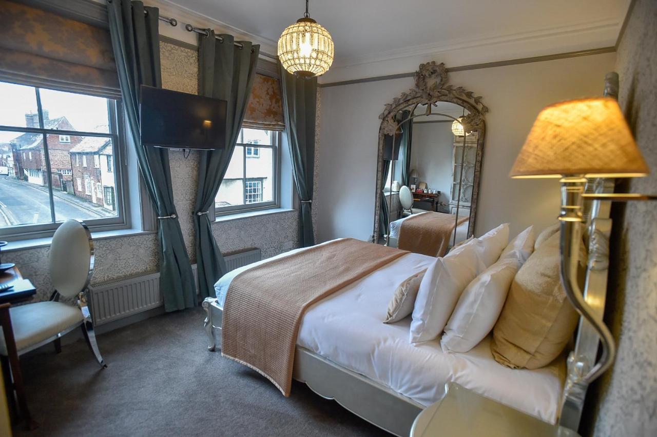 The Kingsbury 7Even 8Ight Bed & Breakfast Marlborough Exterior photo