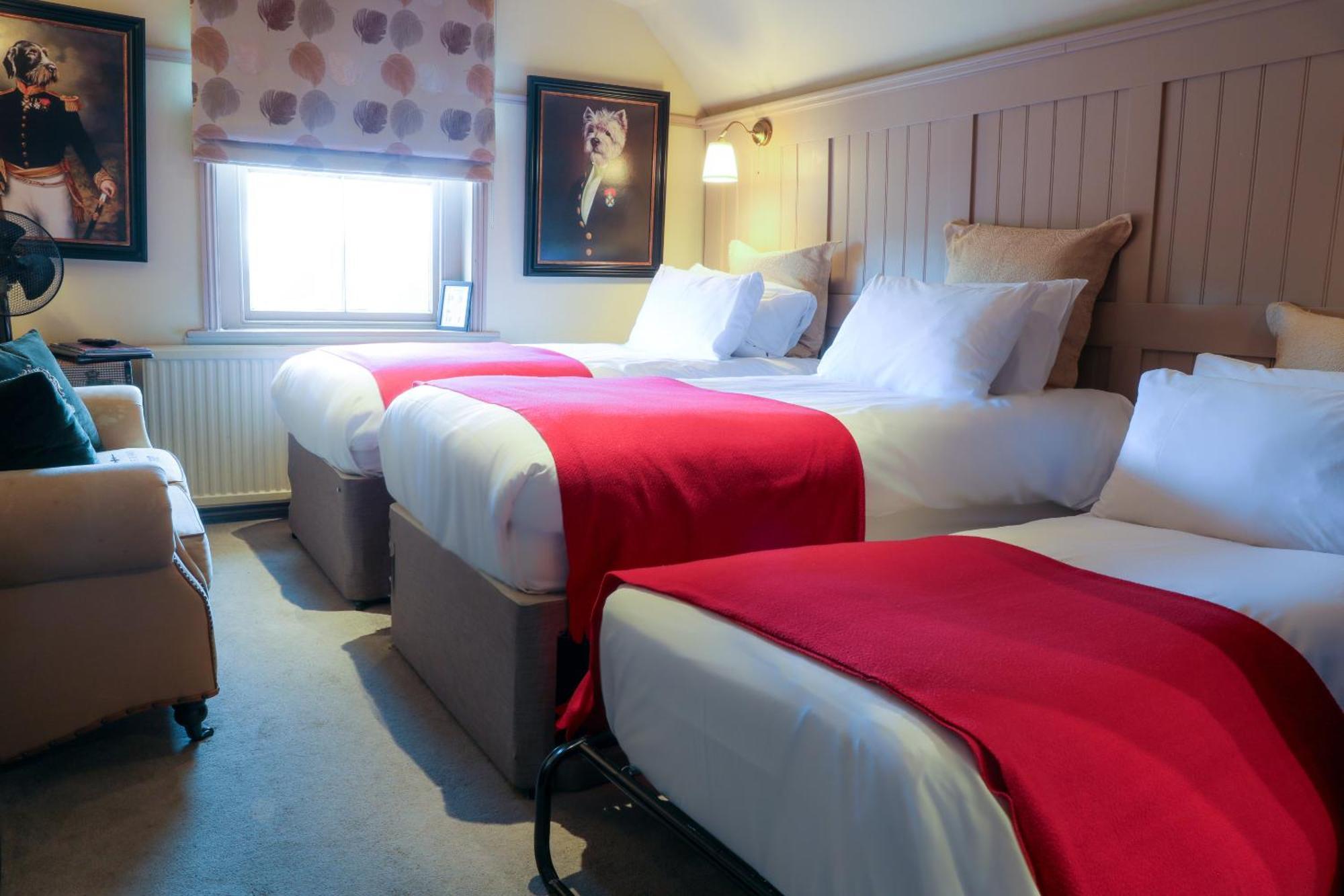 The Kingsbury 7Even 8Ight Bed & Breakfast Marlborough Room photo